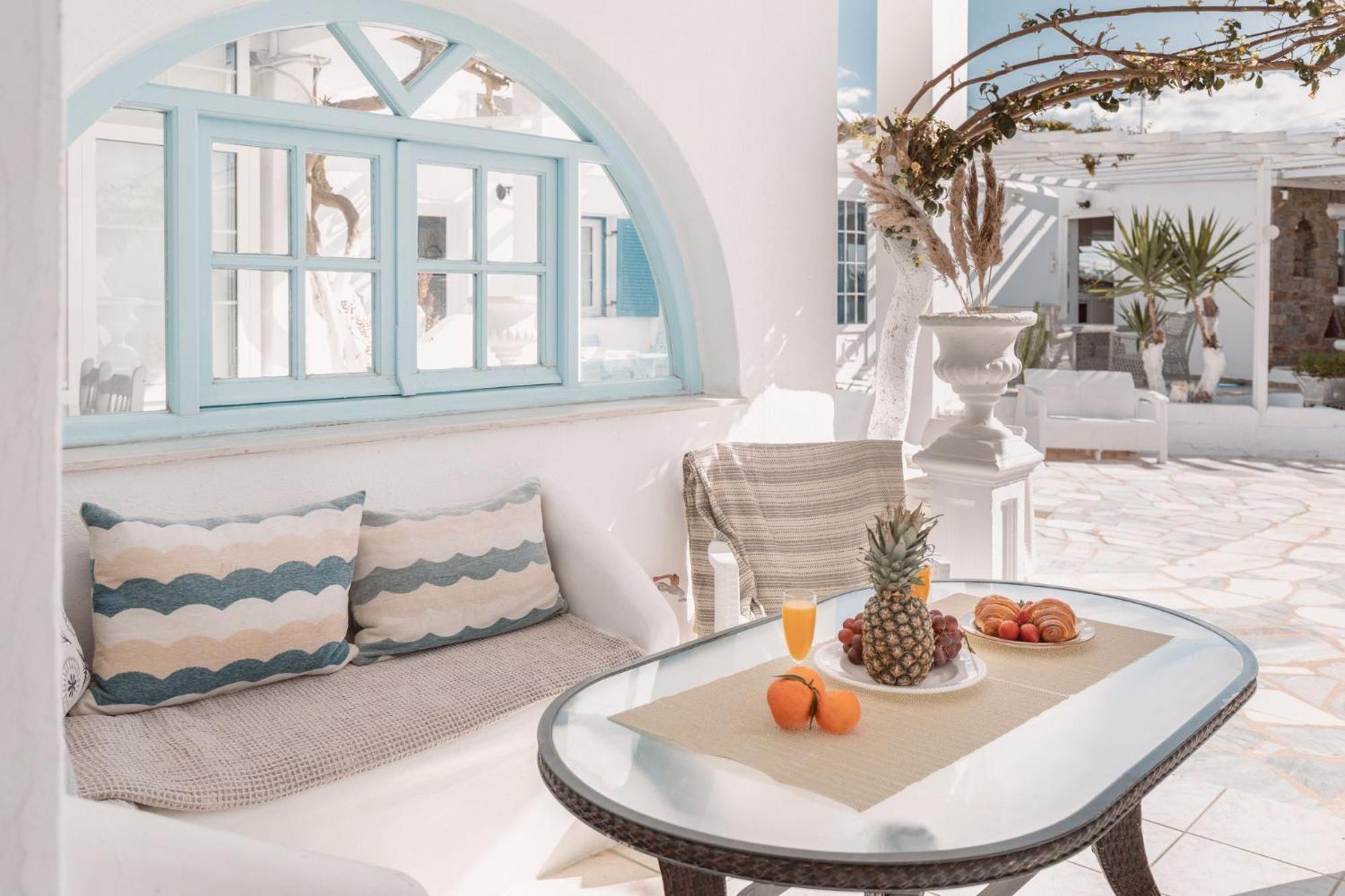 Dibellee Mykonos Studios Glastros  Exteriör bild